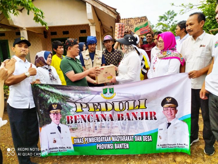 DPMD Banten salurkan bantuan banjir Lebak